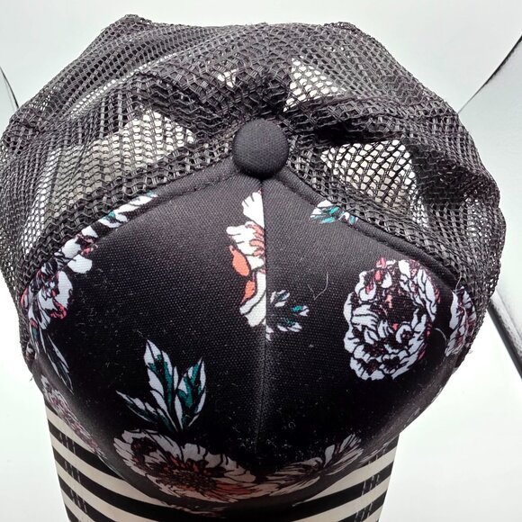 Roxy Womens Black White Floral Trucker Hat Casual Outdoors Lightweight Outdoors - Picture 5 of 8